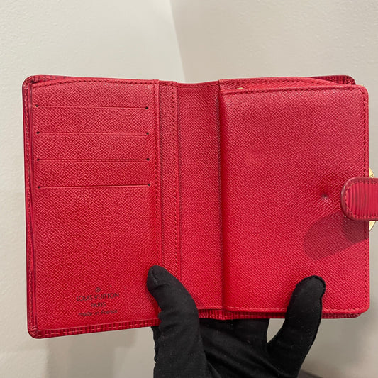 #163 LOUIS VUITTON Red Epi Leather Compact Wallet with Kiss Clasp