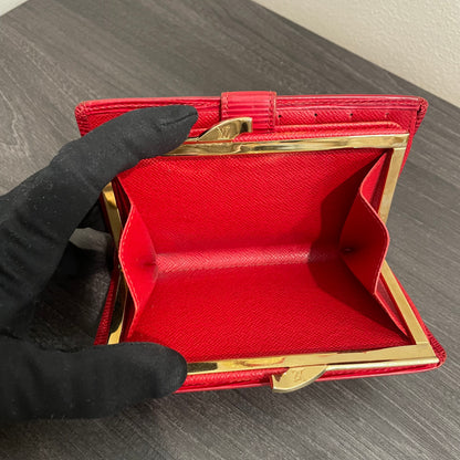 #163 LOUIS VUITTON Red Epi Leather Compact Wallet with Kiss Clasp