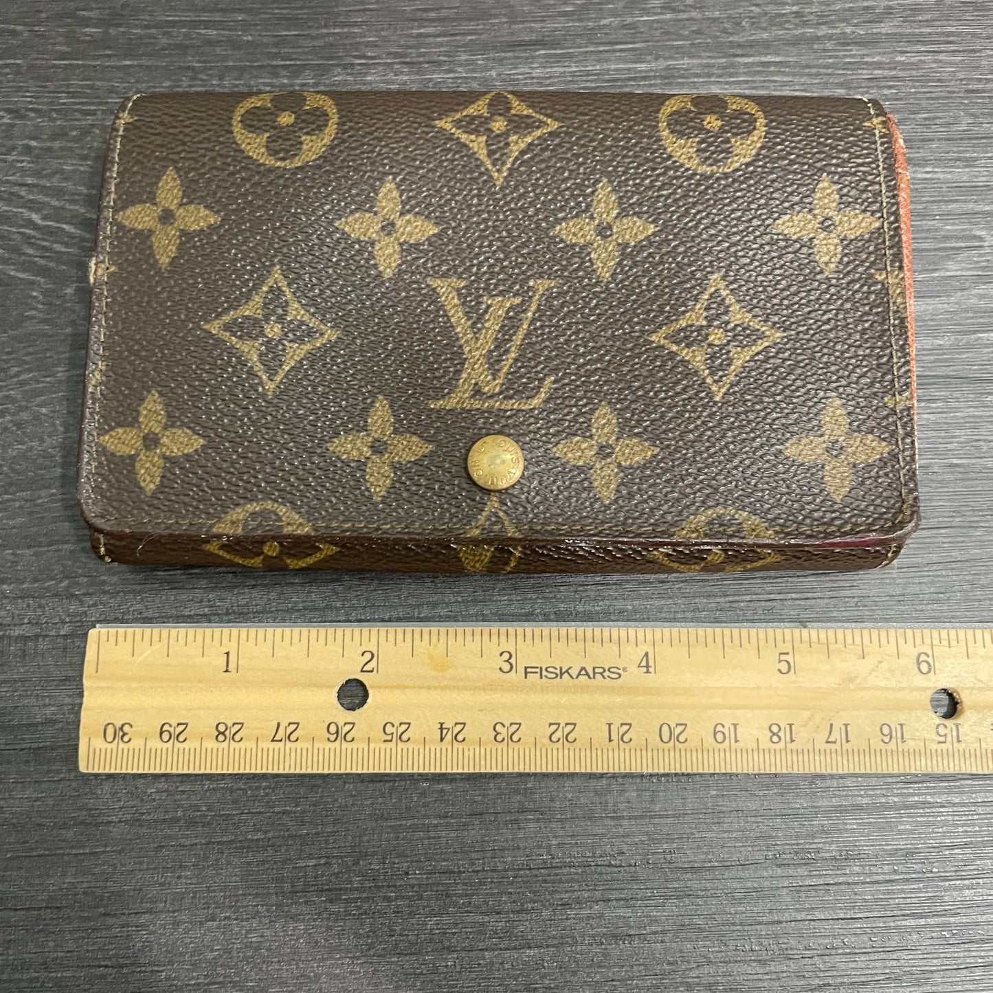 #164 LOUIS VUITTON Monogram Compact Wallet