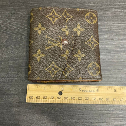 #165 LOUIS VUITTON Monogram Compact Wallet