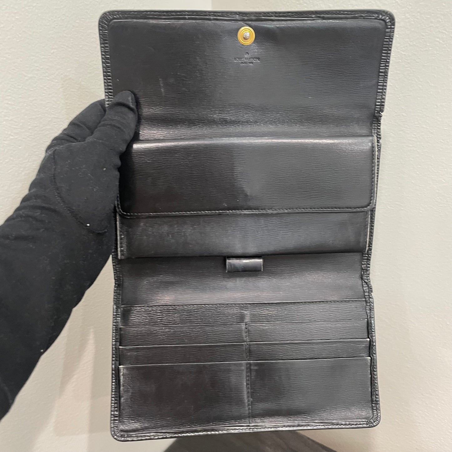 #171 LOUIS VUITTON Black Epi Leather Long Wallet