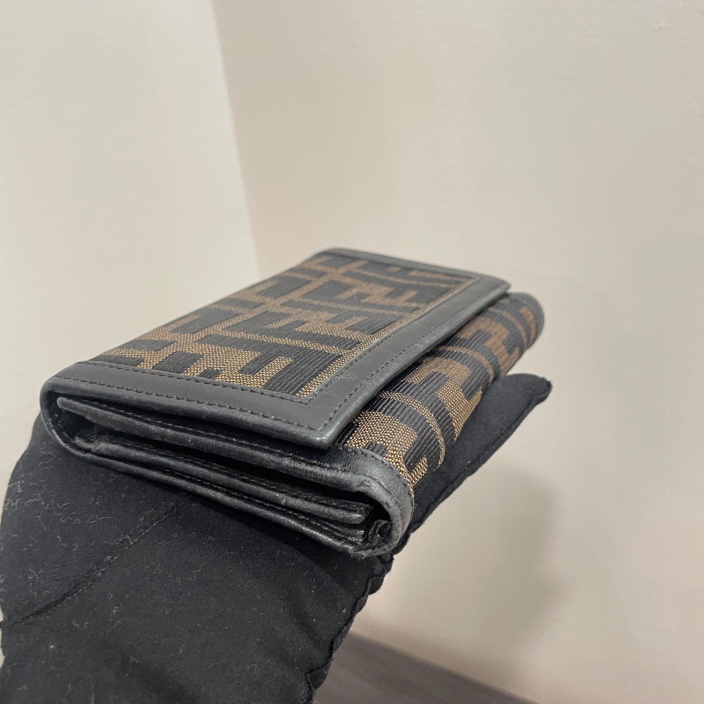 #173 FENDI Black Leather Canvas Compact Wallet