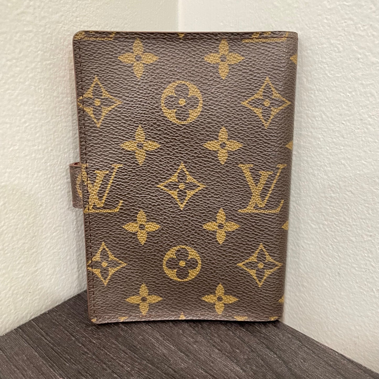 SOLD! Louis Vuitton Monogram Agenda PM