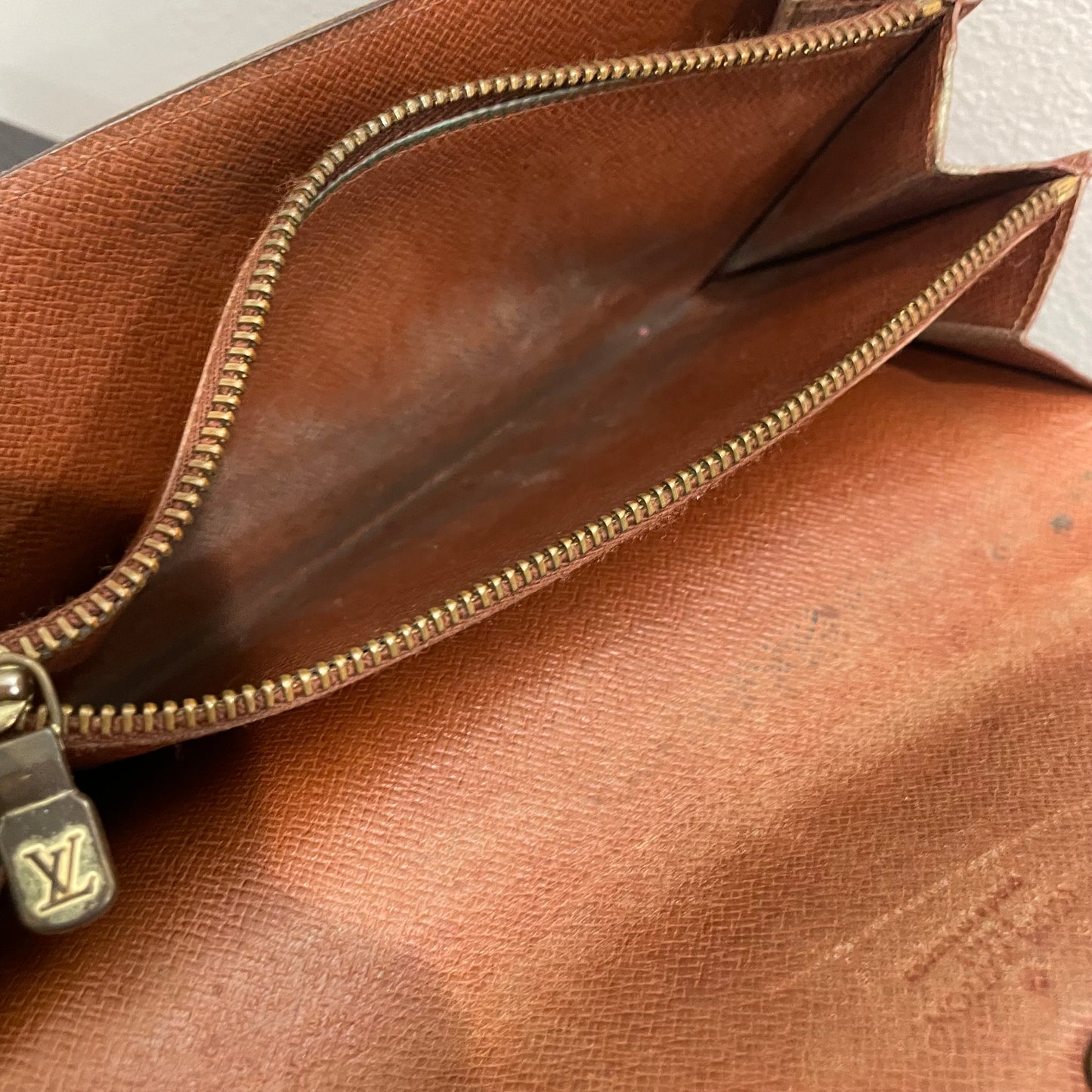 #176 LOUIS VUITTON Monogram Long Wallet