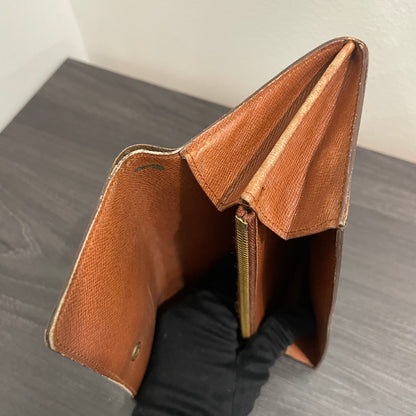 #176 LOUIS VUITTON Monogram Long Wallet