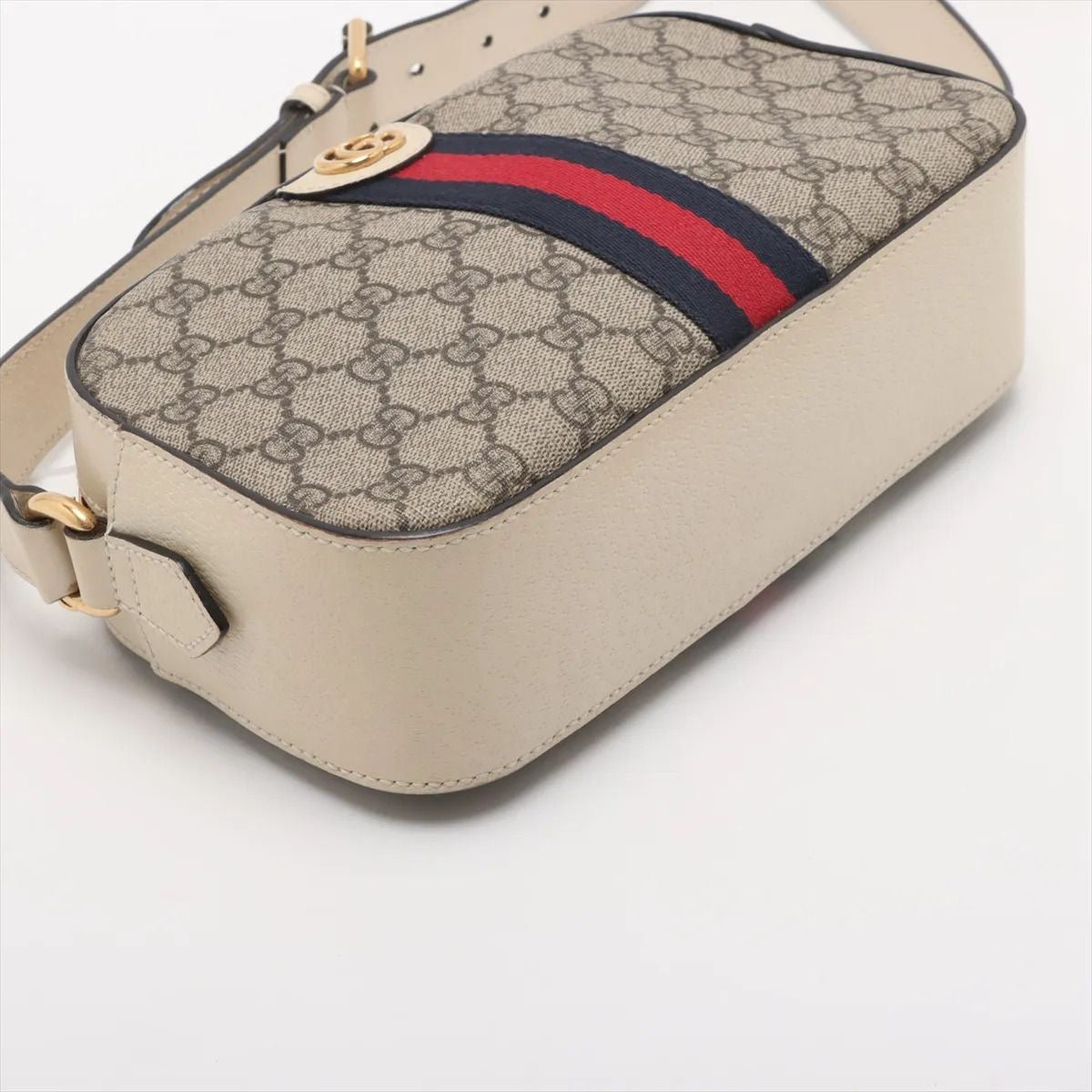 #114 GUCCI Ophidia GG Supreme Small Camera Bag