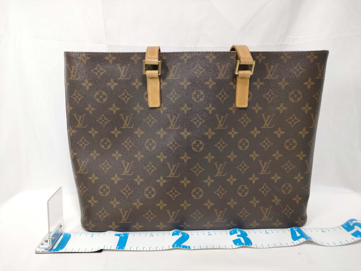 #124 LOUIS VUITTON Luco Tote