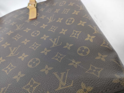 #124 LOUIS VUITTON Luco Tote