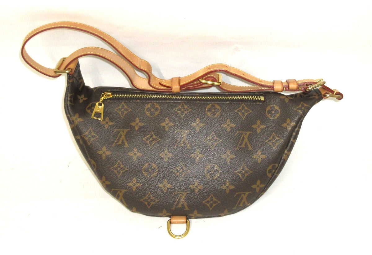 #036 LOUIS VUITTON Monogram Bumbag