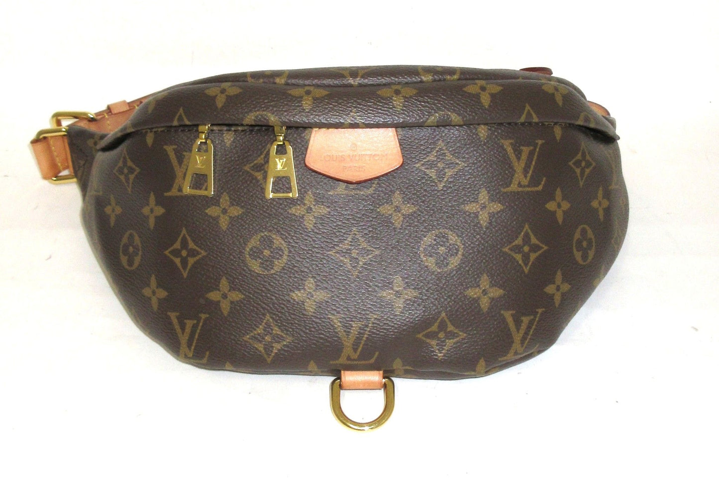 #037 LOUIS VUITTON Monogram Bumbag