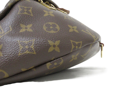 #037 LOUIS VUITTON Monogram Bumbag