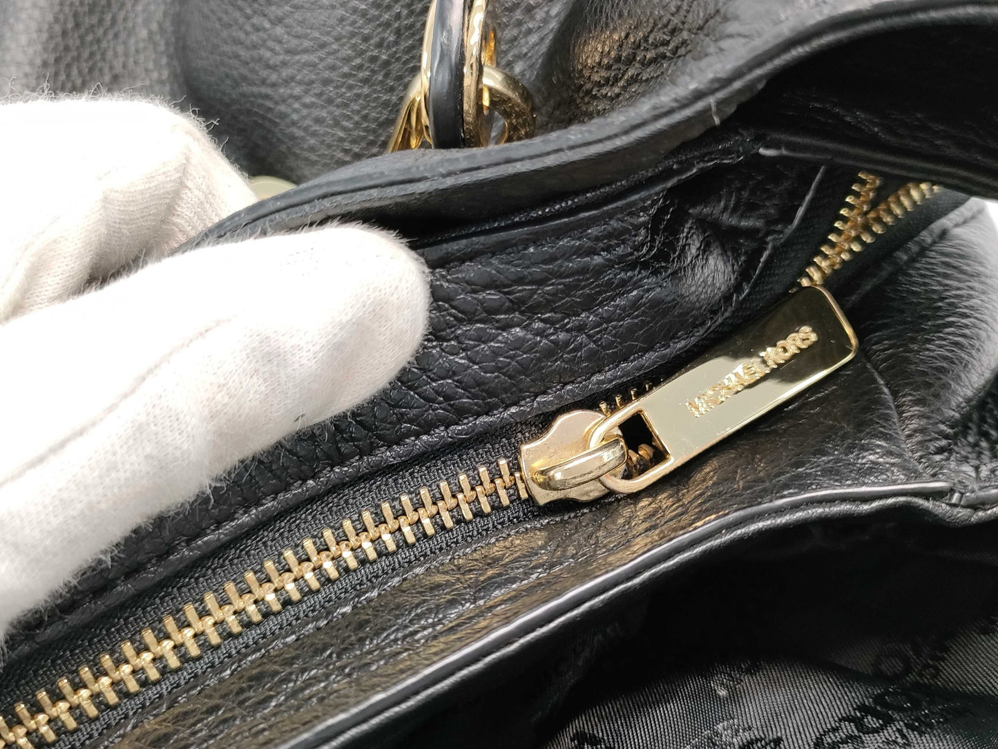 8842 MICHAEL KORS Black Shoulder Bag