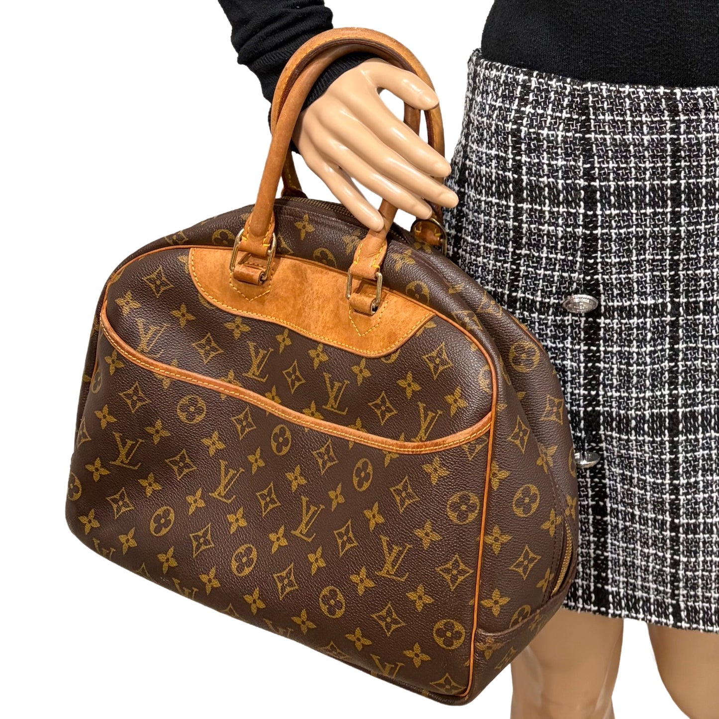 #9114 LOUIS VUITTON Deauville