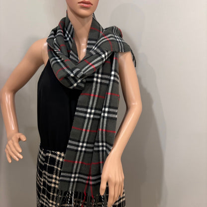 #125 BURBERRY Lambswool Scarf