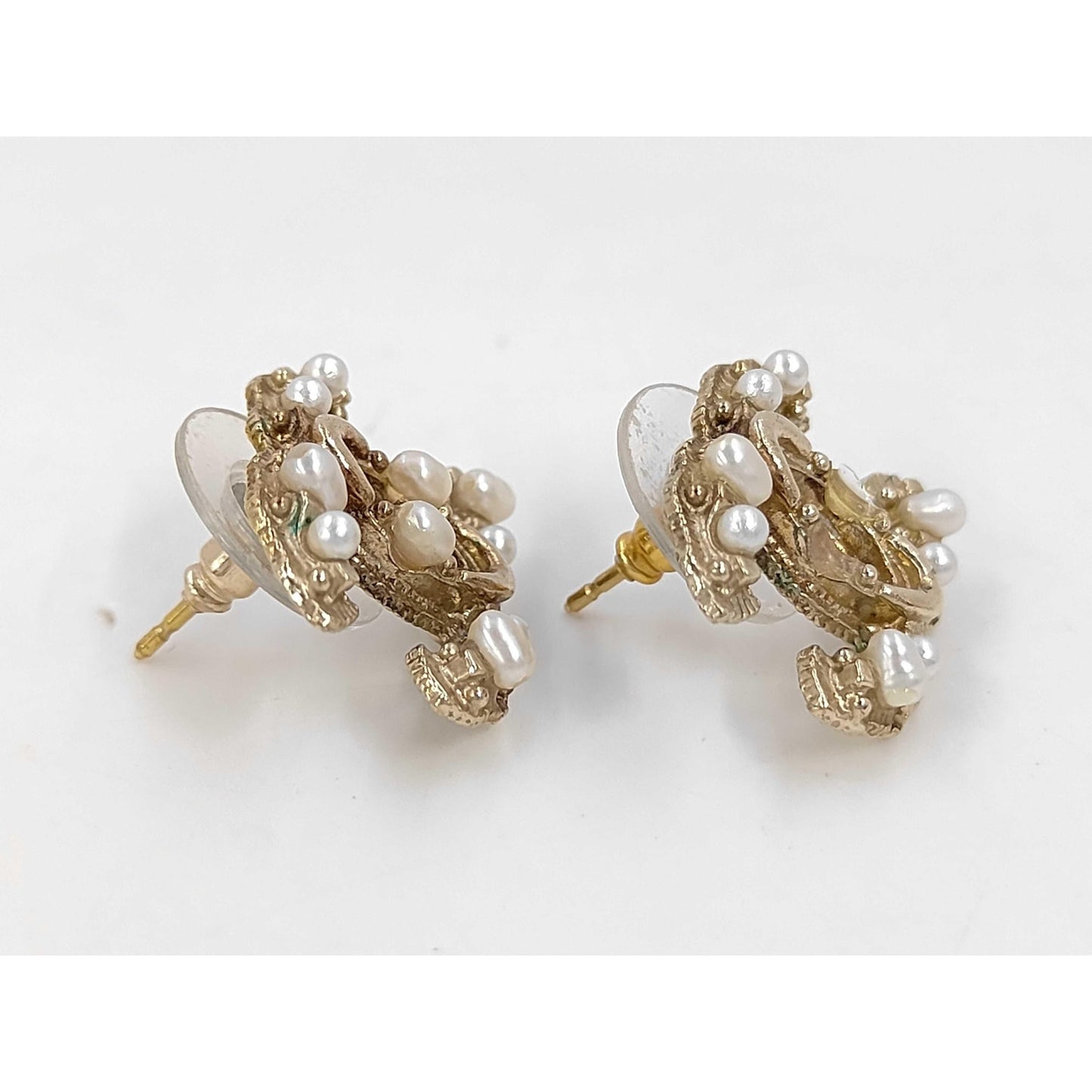 119 CHANEL Earrings