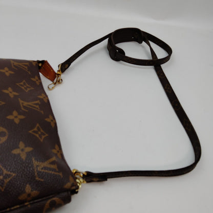 BUY NOW (60% Off for Subscribers) Louis Vuitton Pochette