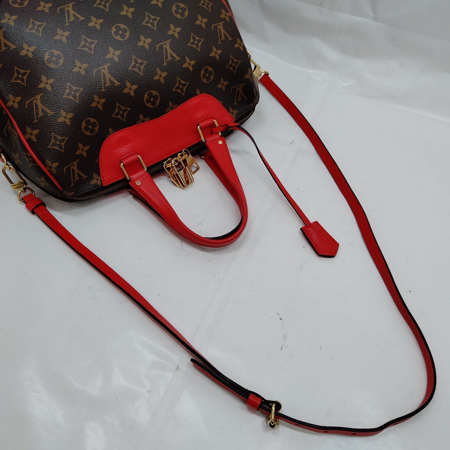 CLEARANCE Louis Vuitton Retiro PM