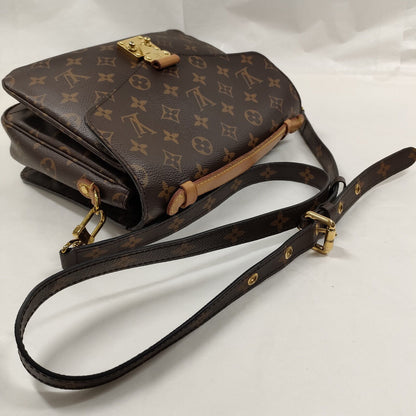 CLEARANCE Louis Vuitton Metis Crossbody