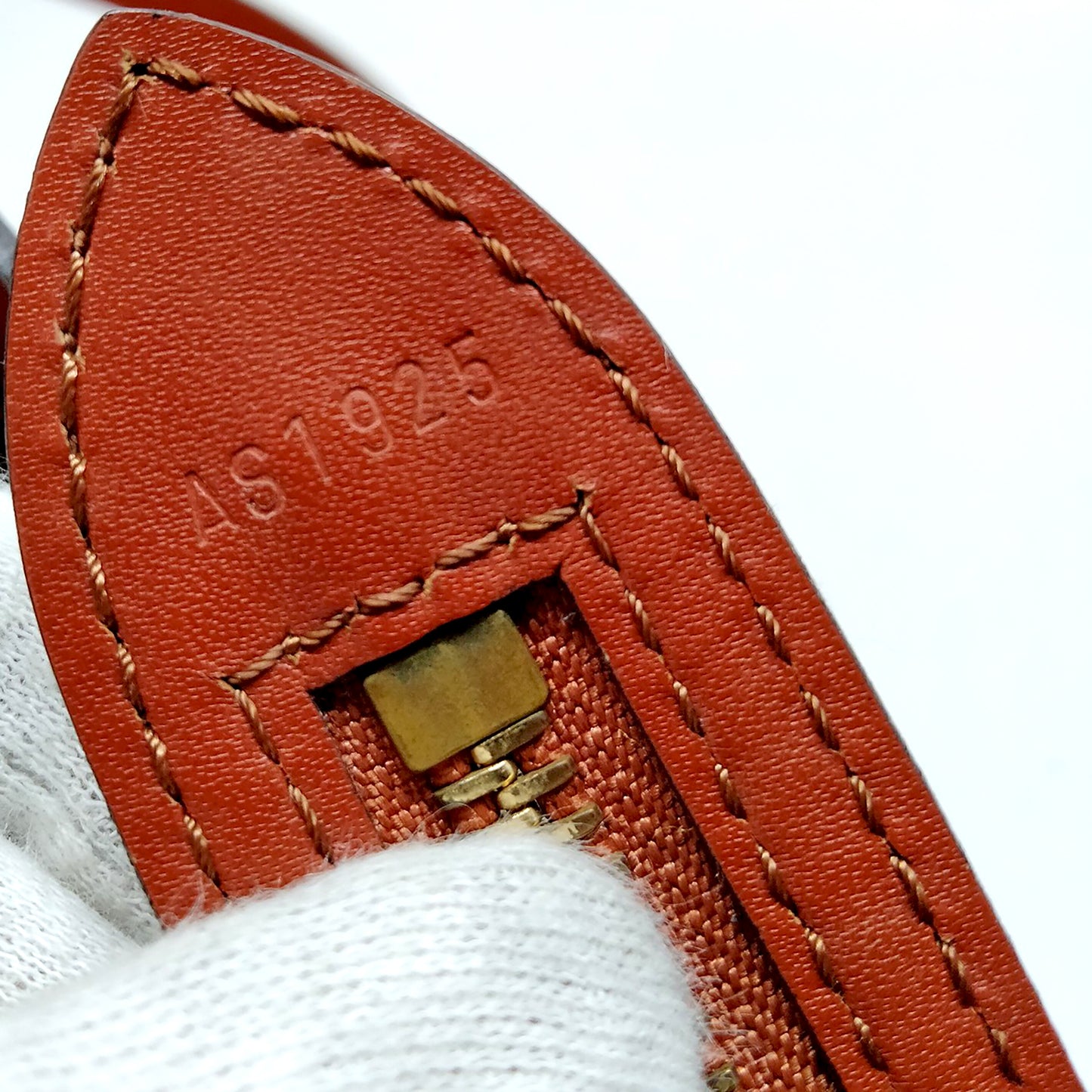 BF-12 LOUIS VUITTON Kenyan Fawn Saint Jacques GM