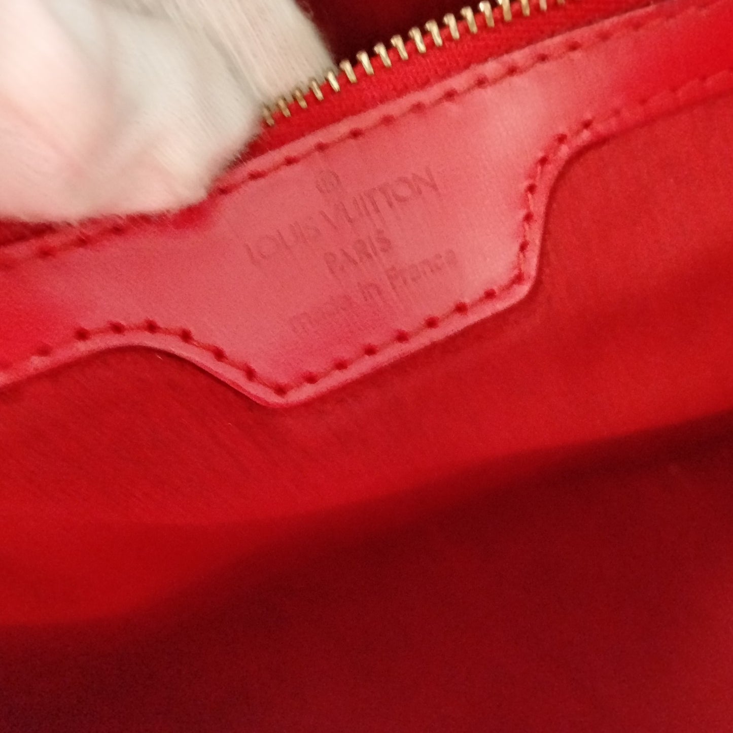 BF-15 LOUIS VUITTON Red Epi Lussac