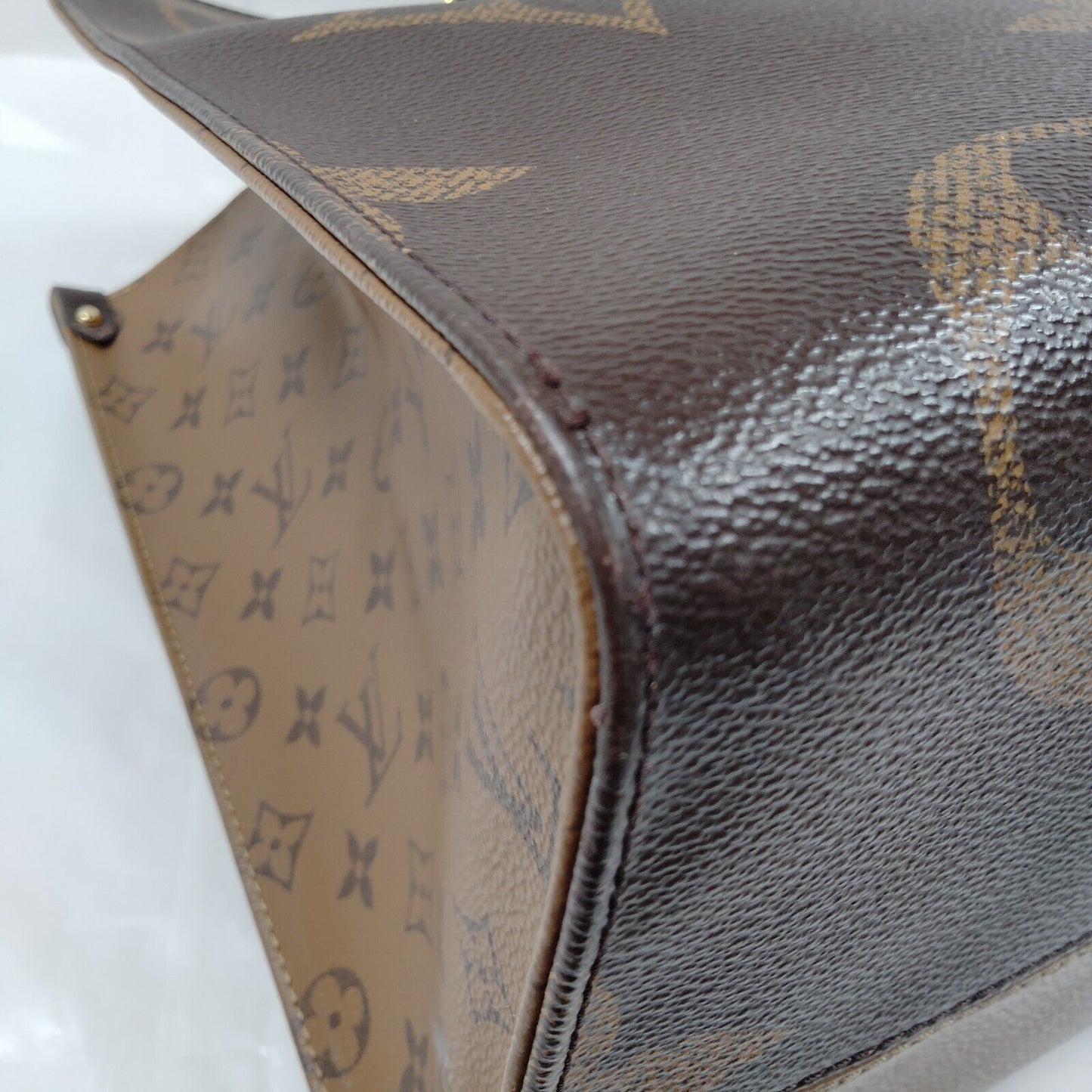 Louis Vuitton On The Go GM