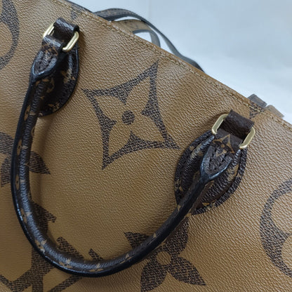 CLEARANCE Louis Vuitton On The Go GM