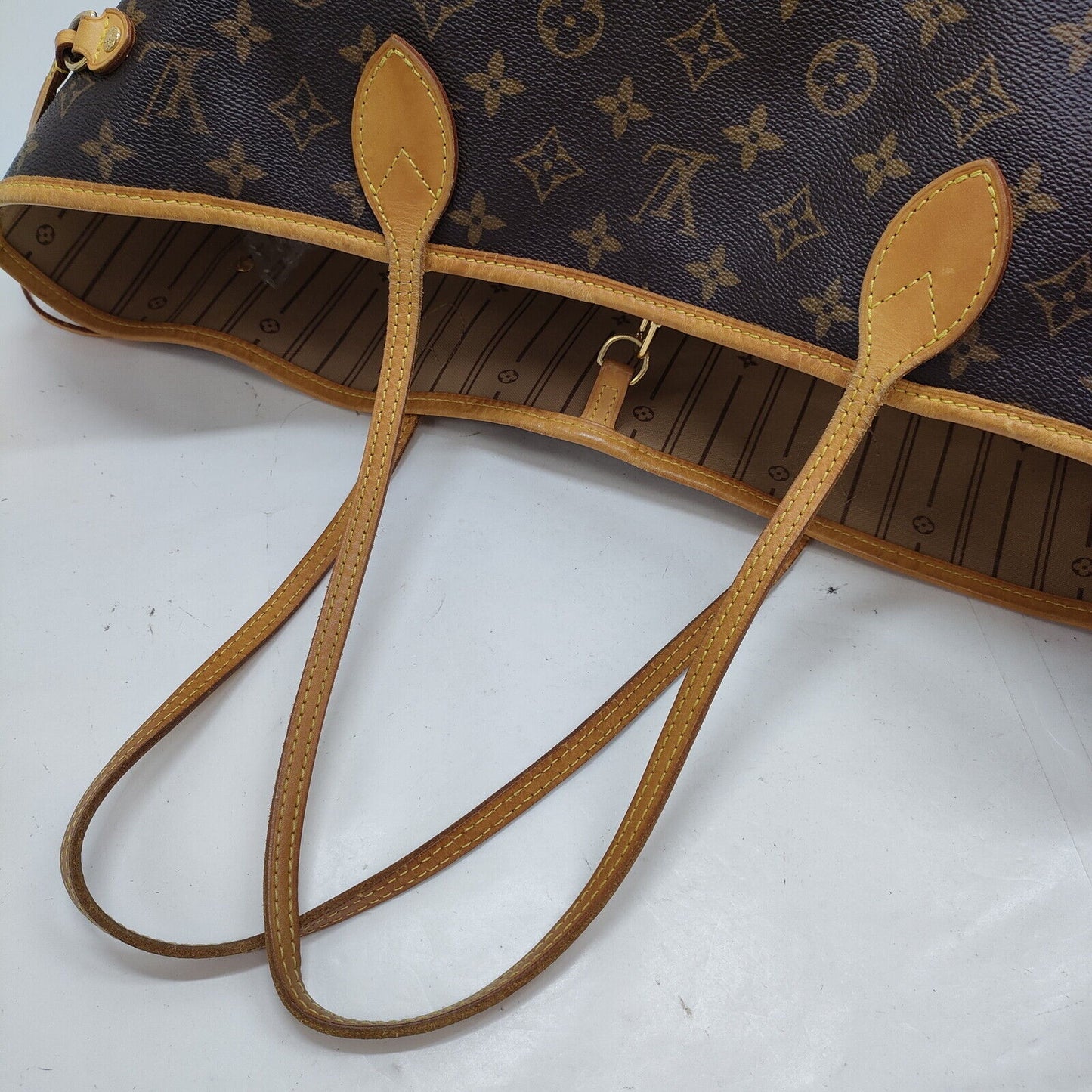 CLEARANCE Louis Vuitton Neverfull GM