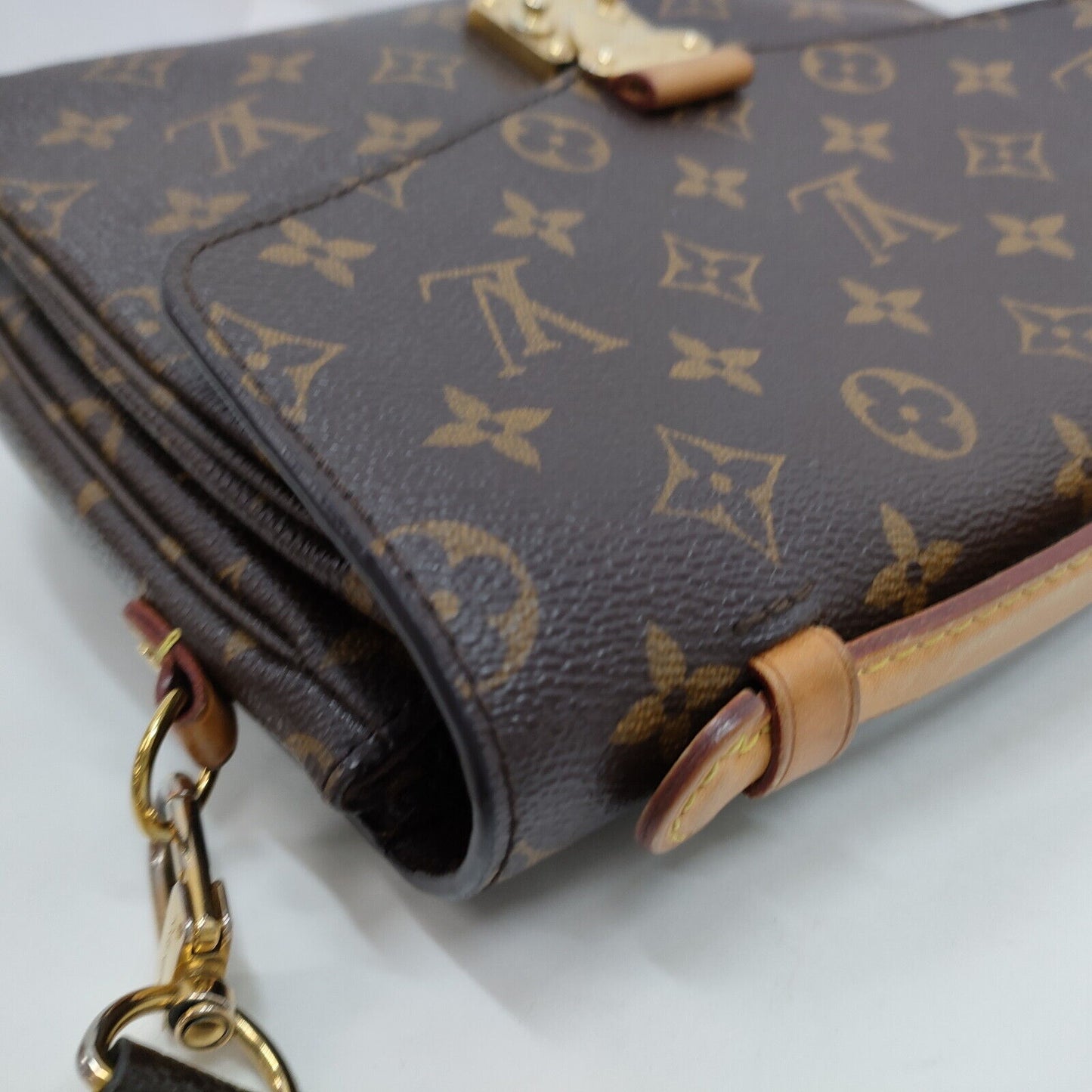Louis Vuitton Metis Pochette