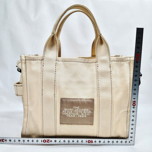 Marc Jacobs The Tote Bag