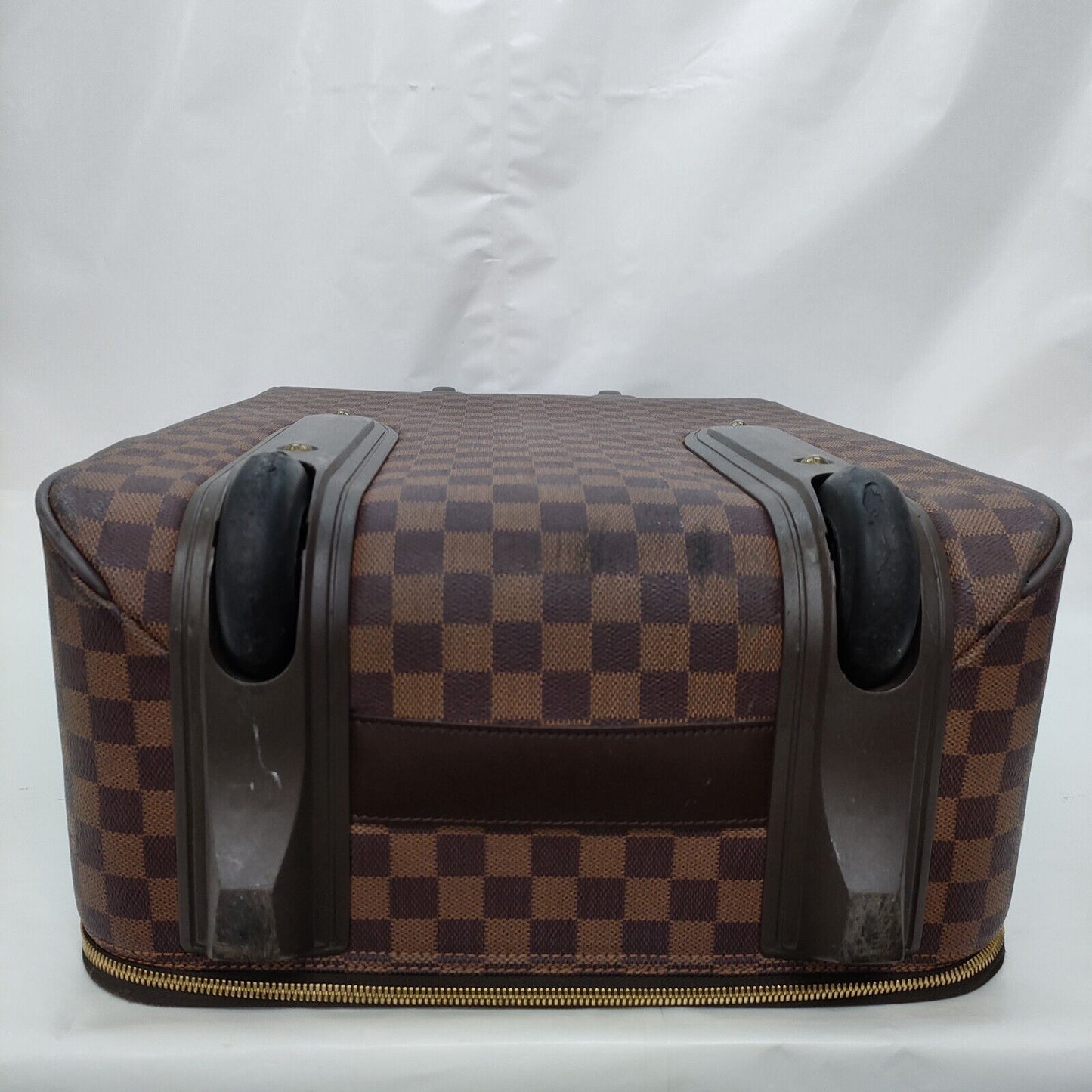 BUY NOW (60% Off for Subscribers) Louis Vuitton Damier Pegase 55 Suitcase