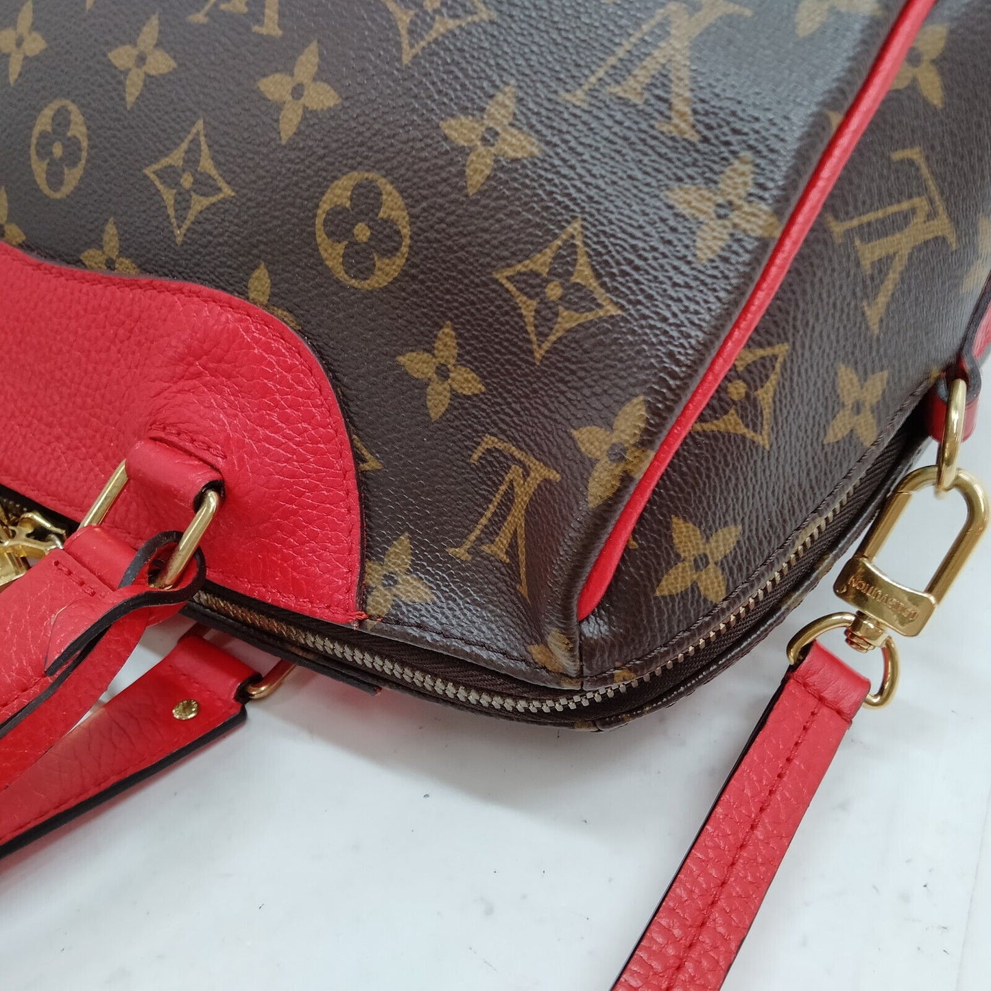 CLEARANCE Louis Vuitton Retiro PM