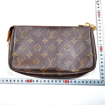 CLEARANCE Louis Vuitton Pochette