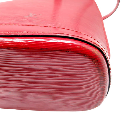 BF-15 LOUIS VUITTON Red Epi Lussac