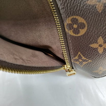 CLEARANCE Louis Vuitton Metis Crossbody