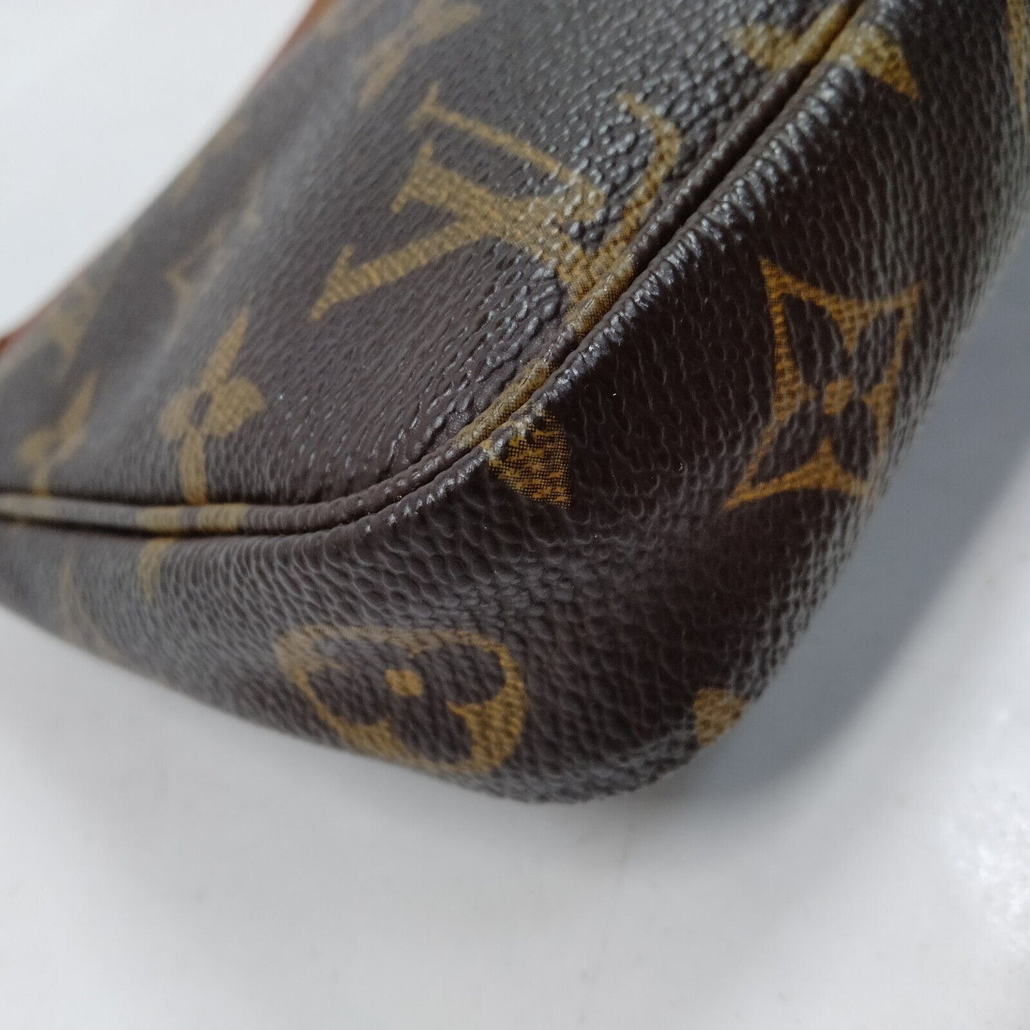 CLEARANCE Louis Vuitton Pochette