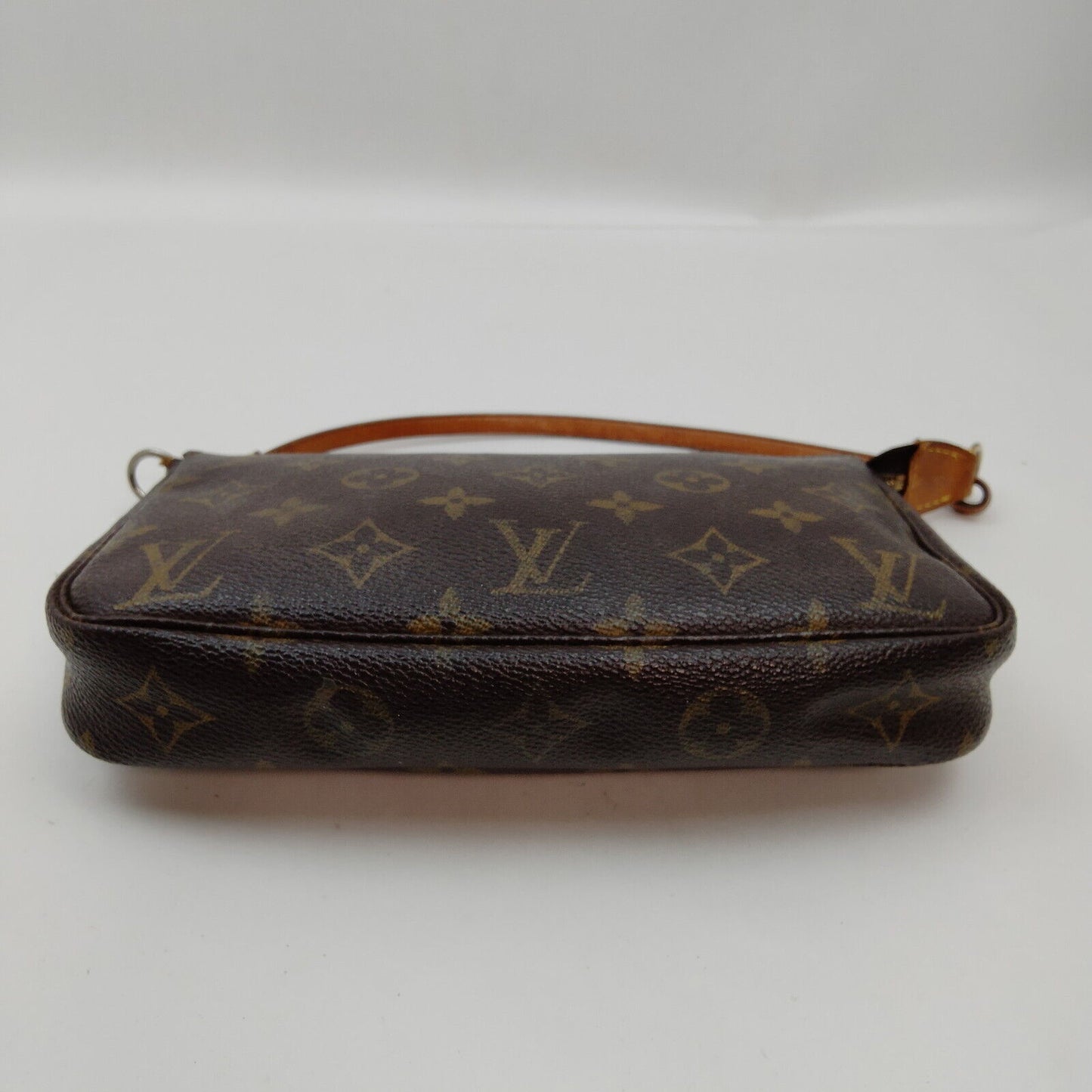 CLEARANCE Louis Vuitton Pochette