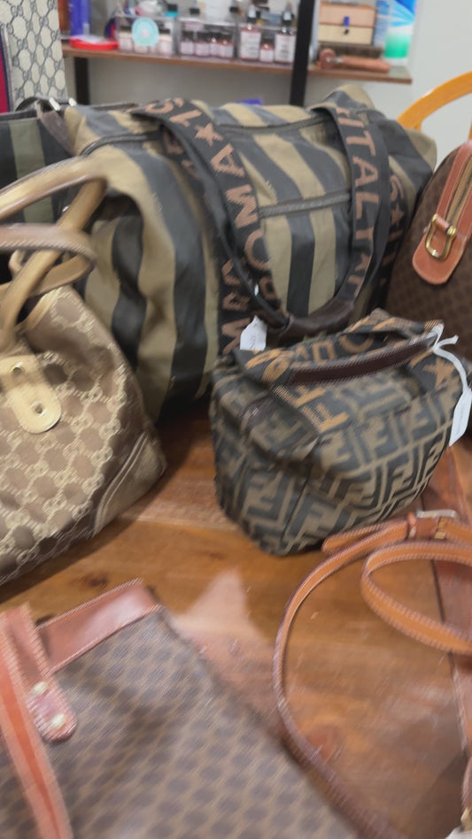 1015-16 CELINE Shoulder Bag
