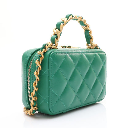 CHANEL 2021 Green Vanity w/Strap(Oct 31)